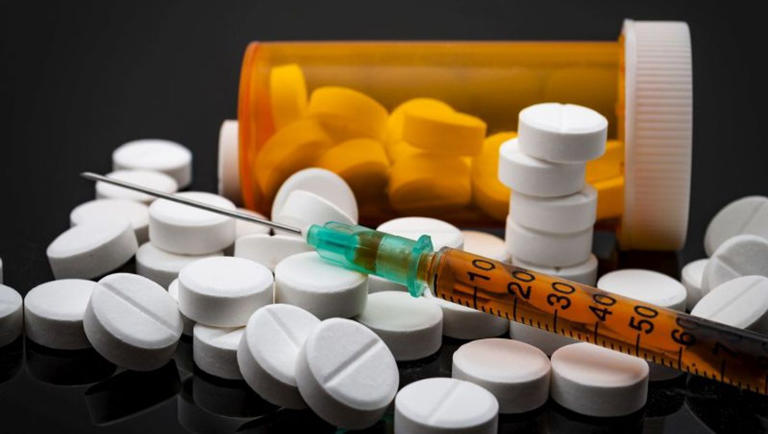 Farmacias en Tijuana y Los Cabos venden medicamentos adulterados con fentanilo y metanfetaminas