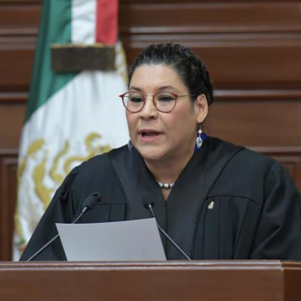 Tensión en Foro de Morena: Ministra Lenia Batres Increpada por Trabajadores del Poder Judicial