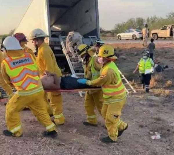 Accidente en Navojoa deja ocho migrantes guatemaltecos lesionados