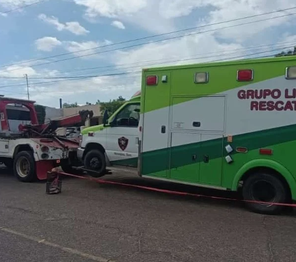 Grupo Lince Navojoa pide el apoyo de la ciudadanía para arreglar el motor de su ambulancia
