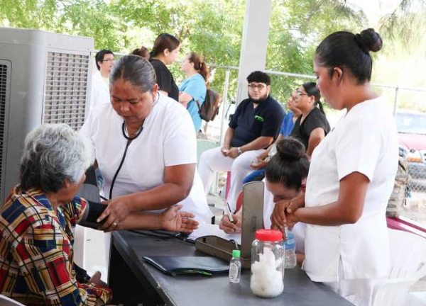 Jornada Comunitaria Médica y de Servicios Beneficia a Más de 500 Personas en Tesia, Navojoa