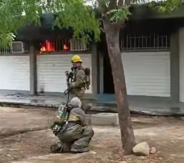 Incendio en secundaria de Navojoa destruye aula de música: comunidad pide apoyo para reponer instrumentos