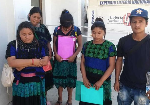 Madres Tzotziles claman por el regreso de sus hijos retenidos por el DIF en Navojoa