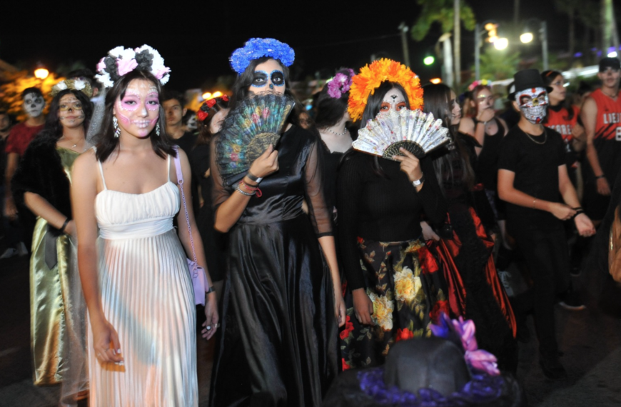 Navojoa se prepara para el desfile de catrines y catrinas