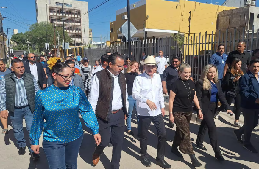 Alfonso Durazo Entrega Modernización de Calles en el Centro de Hermosillo