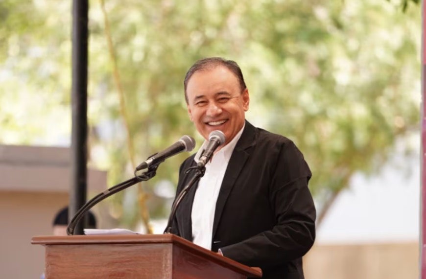Gobernador Durazo promete resolver desabasto de medicinas en Sonora en tres meses