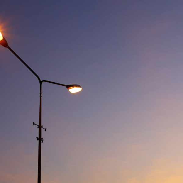 Navojoa enfrenta déficit de alumbrado público: faltan 2,600 luminarias