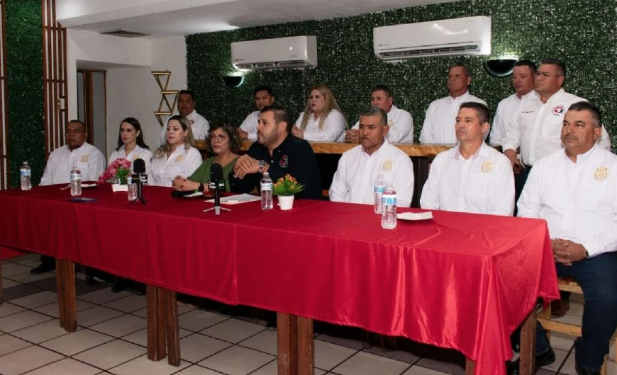 Fernando Valenzuela asume liderazgo del nuevo sindicato en el Ayuntamiento de Navojoa