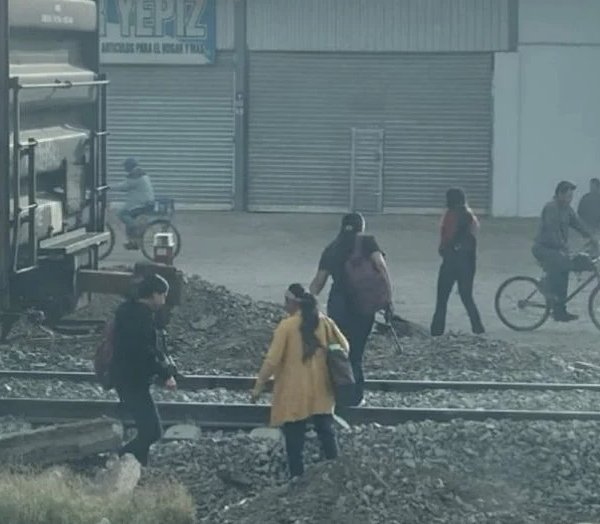 Otra tragedia en Navojoa: falta de puente peatonal sobre el ferrocarril cobra una vida