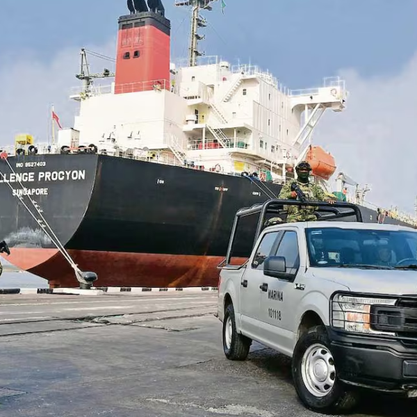 Megabuque con diésel ilegal revela red de huachicol fiscal; Hacienda advierte impacto grave en ingresos públicos