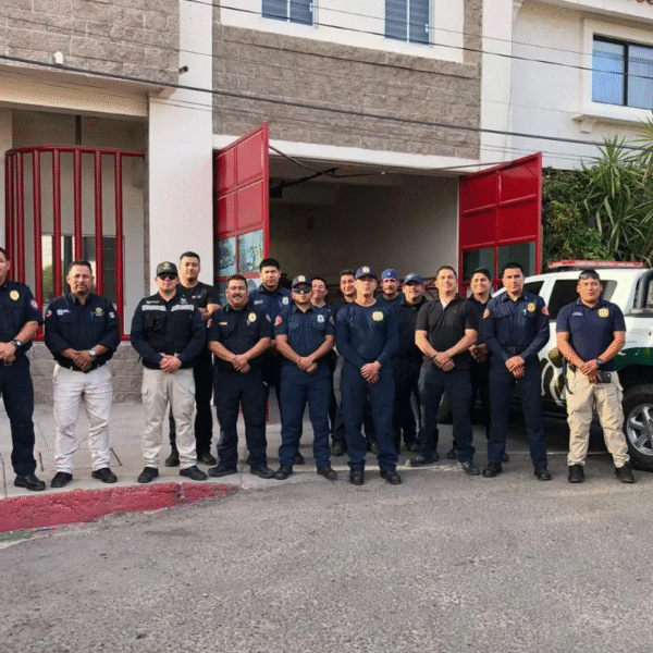 Brigadas de Navojoa y Huatabampo se suman al combate de incendio forestal en Yécora