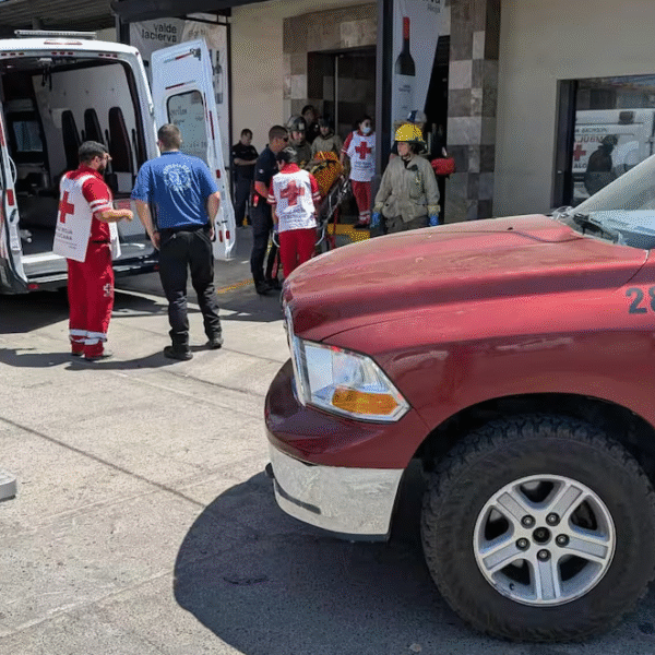 Rescatan con vida a joven tras sufrir crisis epiléptica en el Centro de Hermosillo