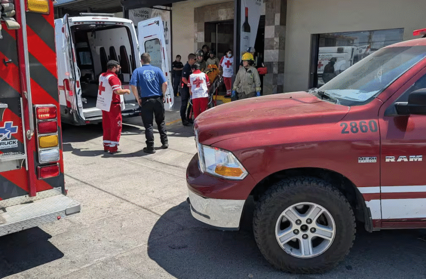Rescatan con vida a joven tras sufrir crisis epiléptica en el Centro de Hermosillo