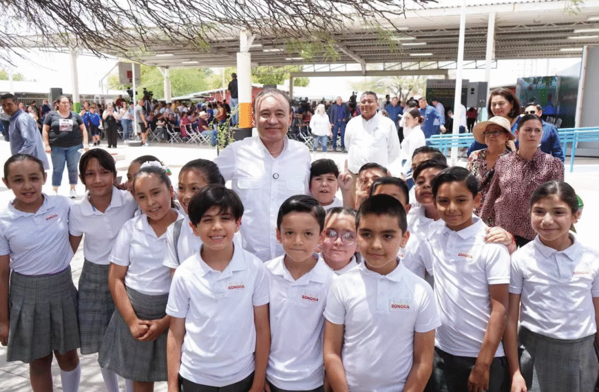 Inicia entrega de uniformes escolares gratuitos en Hermosillo: ahorro directo para las familias sonorenses