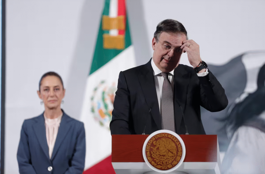 Ebrard advierte que impuesto del 3.5% a remesas en EE. UU. afectará a los más pobres y podría generar represalias