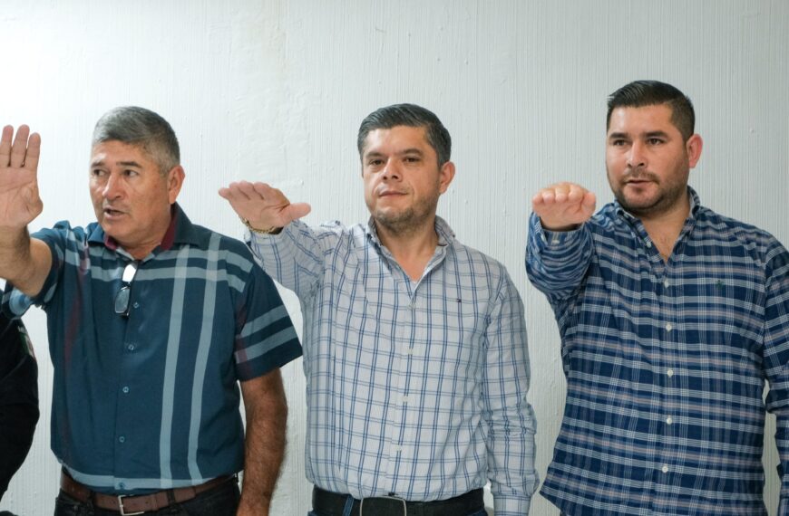 Alcalde toma protesta al Comité Ciudadano de Seguridad Pública en Huatabampo