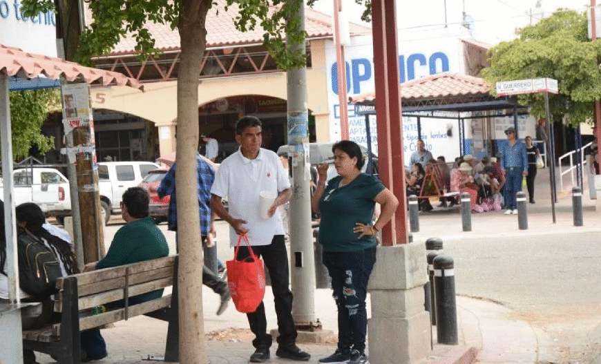 Protección Civil en Navojoa pide protegerse del calor ante temperaturas que podrían superar los 40°C