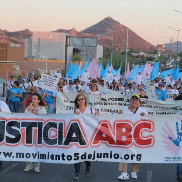 “ABC, nunca más”: Familiares marchan a 16 años del incendio en la Guardería ABC