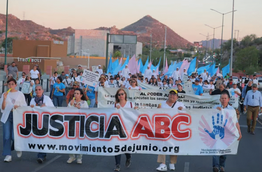 “ABC, nunca más”: Familiares marchan a 16 años del incendio en la Guardería ABC