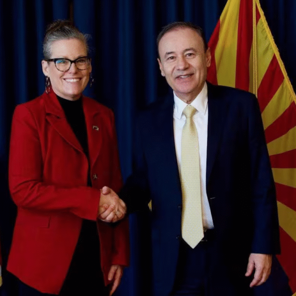 Gobernadores Durazo y Hobbs encabezarán reunión plenaria Arizona-México en Phoenix