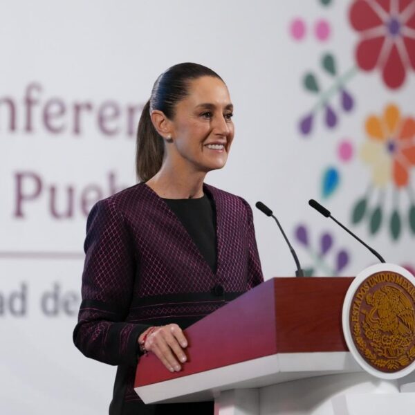 Sheinbaum afirma que México busca una relación de iguales con Estados Unidos, sin renunciar a la defensa de los connacionales