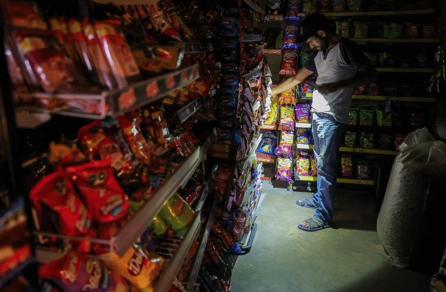 Apagones de verano afectan operación de comercios en Sonora