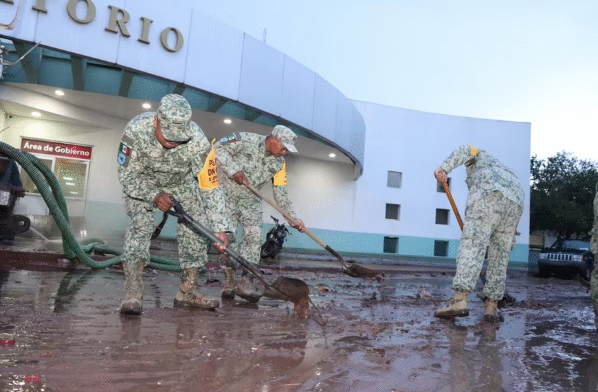 Hospital IMSS Bienestar de Nogales sigue operando tras ingreso de agua por lluvias