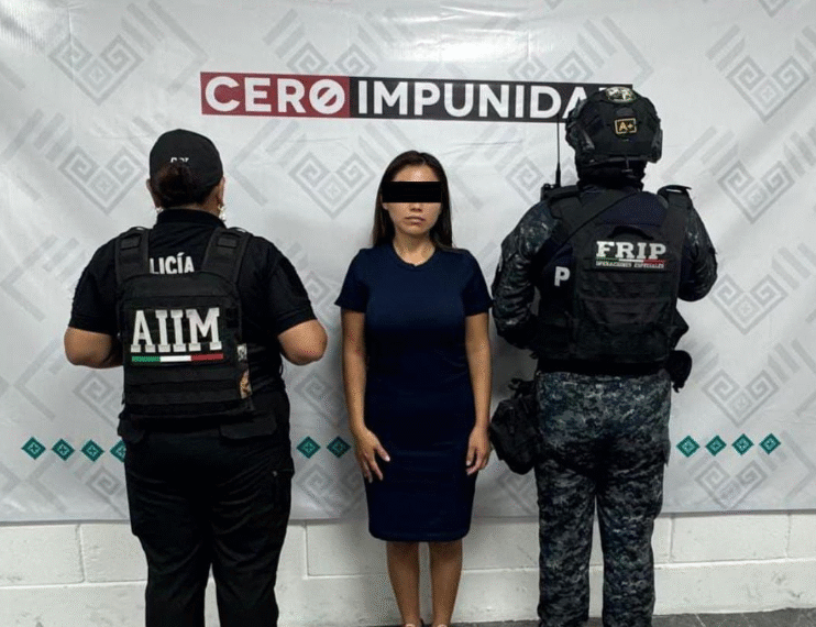 Detienen a mujer que intentó atropellar a la nueva novia de su ex en Chiapas; permanece en prisión preventiva
