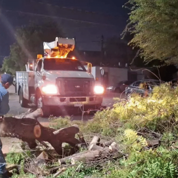 Ayuntamiento de Hermosillo refuerza apoyo en colonias del norte tras inundaciones