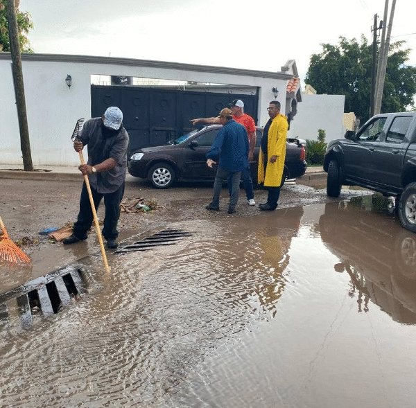 Basura en la calle reduce hasta 80% el flujo del agua pluvial en Navojoa