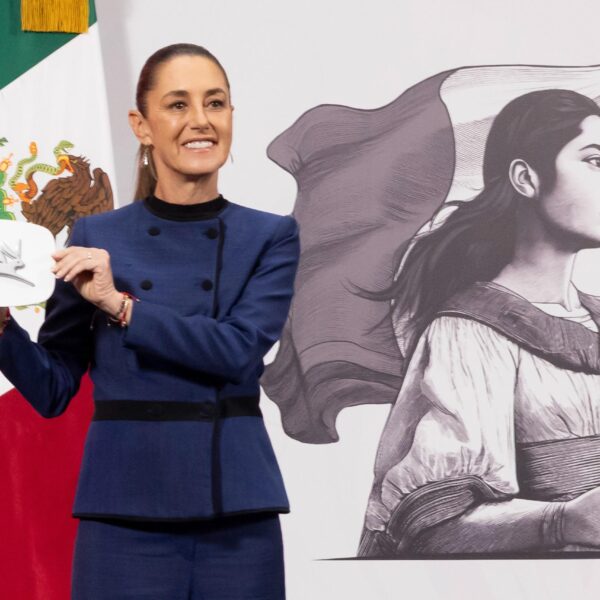 Presentan emblema de Olinia; en septiembre se revelará diseño de vehículos eléctricos hechos en México