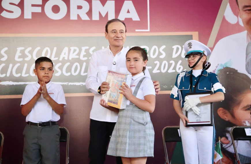 Con inversión histórica de 8 mil 634 millones de pesos, inicia exitosamente el ciclo escolar en Sonora: gobernador Durazo
