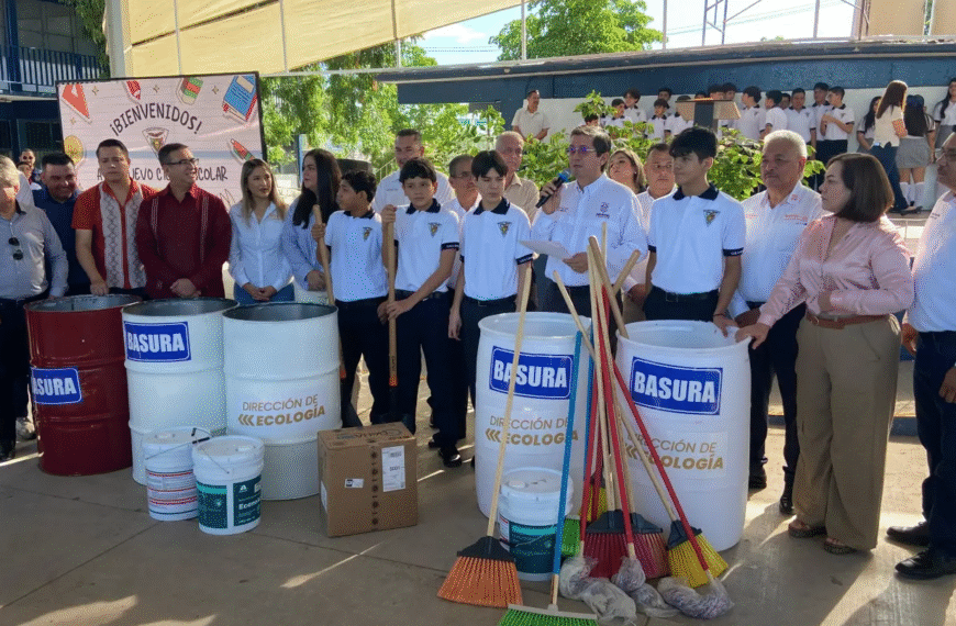 La educación es la base para formar mejores seres humanos: alcalde de Navojoa