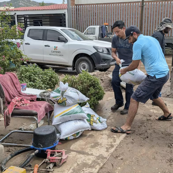Héroe de Hermosillo arriesga su vida para salvar a vecinos durante inundación en La Caridad