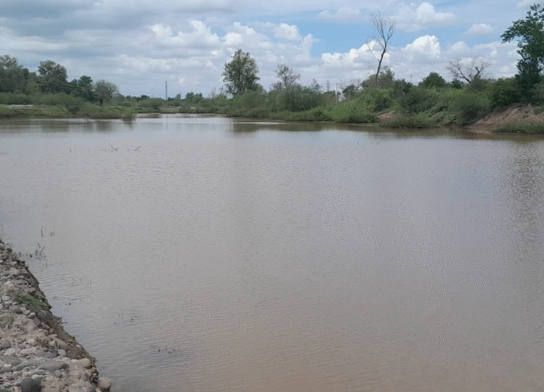Río Mayo aumenta su caudal tras intensas lluvias