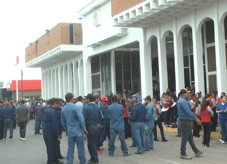 Ayuntamiento de Navojoa desacata reinstalación de empleados