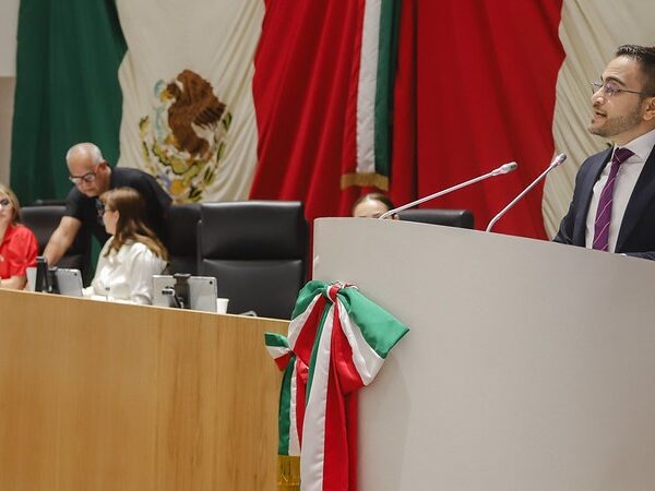 Propone diputado René García la creación del Registro Estatal de Animales de Compañía