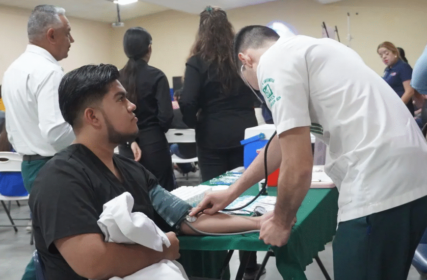 Primera Feria de Salud en Navojoa