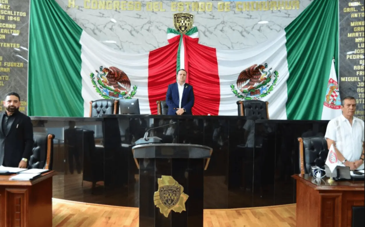 Chihuahua prohíbe el uso de lenguaje inclusivo en escuelas públicas y privadas