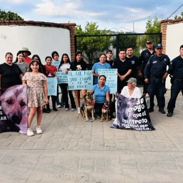 Marchan en Álamos contra el maltrato animal