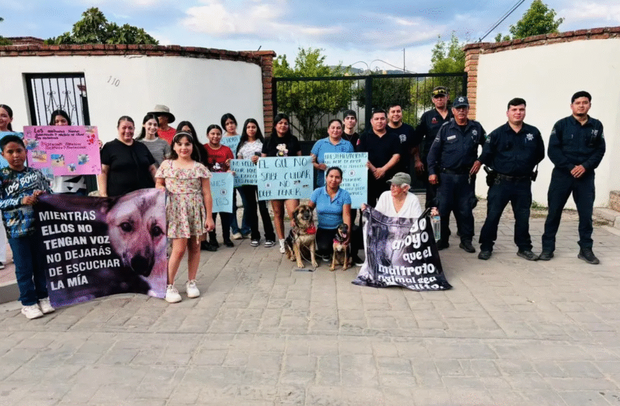Marchan en Álamos contra el maltrato animal