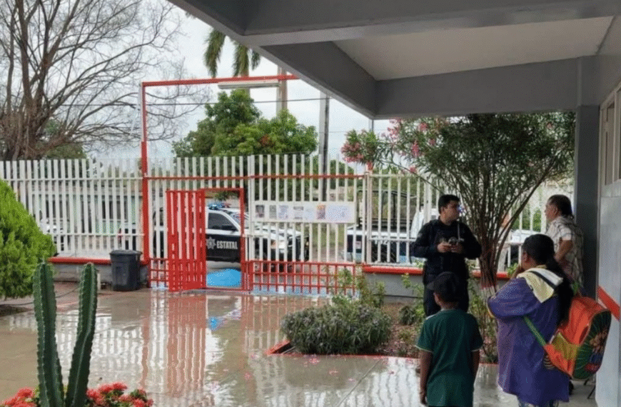 Evacuan a familias en Sonora por intensas lluvias; autoridades atienden más de 70 reportes