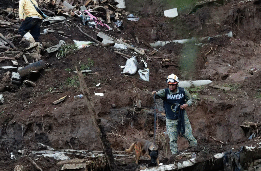Sube a 64 el número de muertos por lluvias en México; Veracruz, el estado más afectado