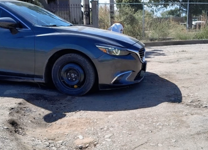 Entre baches y aguas negras, Navojoa llega al límite del desespero