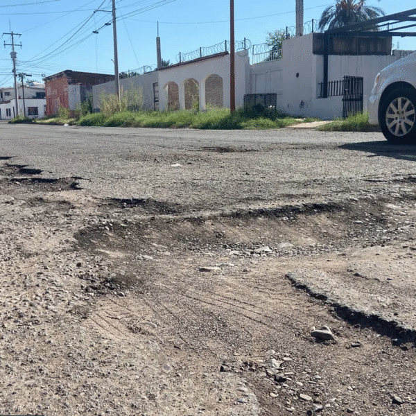 Concesionarios de transporte urbano exigen reparación urgente de calles en Navojoa