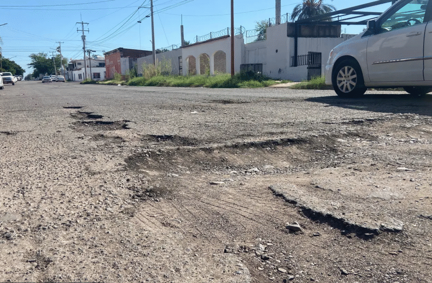 Concesionarios de transporte urbano exigen reparación urgente de calles en Navojoa