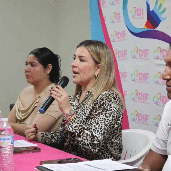 Luz Argel Gaxiola niega aspiraciones políticas desde el DIF Navojoa