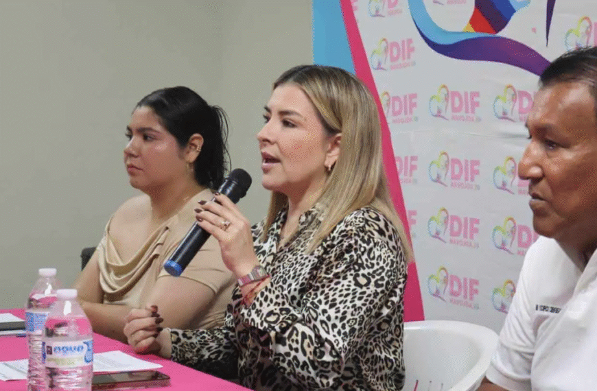 Luz Argel Gaxiola niega aspiraciones políticas desde el DIF Navojoa