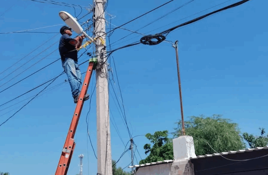 Vandalismo afecta alumbrado público en Navojoa Oriente