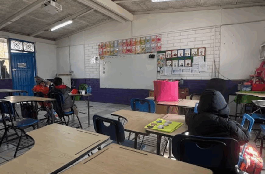 Escuelas de 15 municipios recorren su horario por bajas temperaturas en Sonora